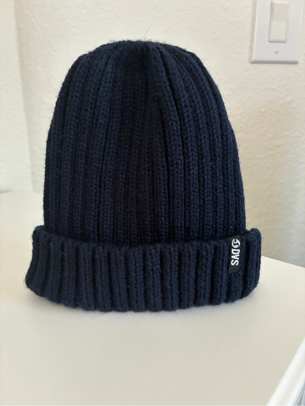 DVS Ribbed Knit Beanie in Navy OSFM
